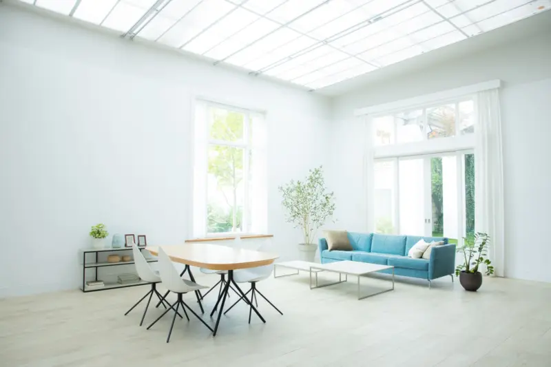 きれいに並べられた家具